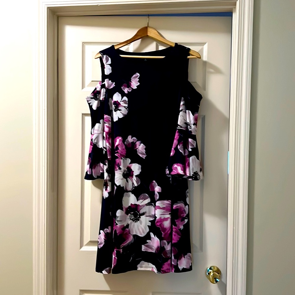 Gorgeous, Lauren, by Ralph Lauren flutter sleeve, dress in size 16.